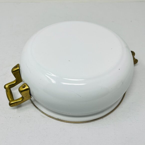Vintage 1.5qt 6-Cups Bon Chef White Enamelware Pot & Lid w/Brass Handles Serving - Picture 9 of 12